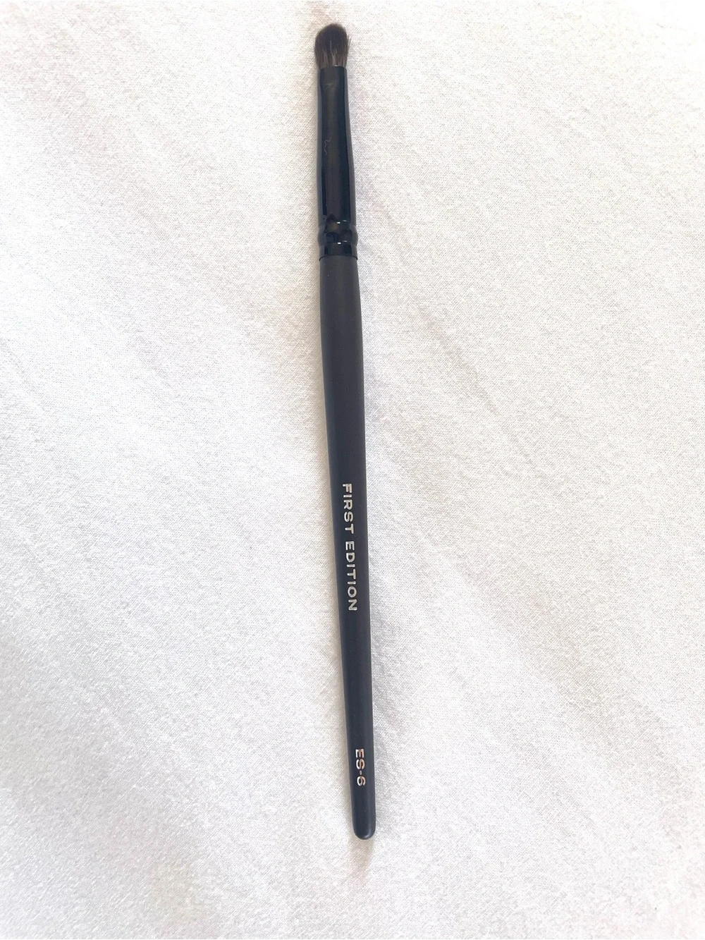 Details by Tati ES-6 Lashline Blender Brush